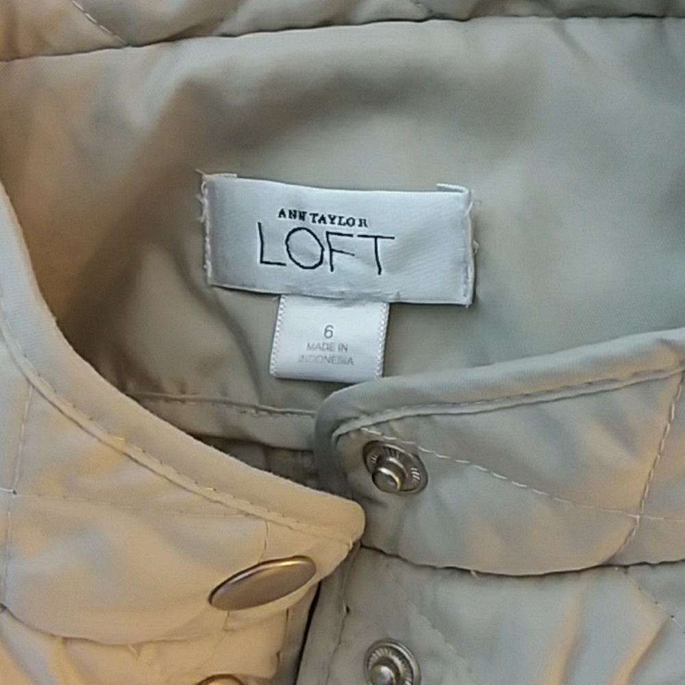 Loft Lightweight Quilted Jacket - image 3
